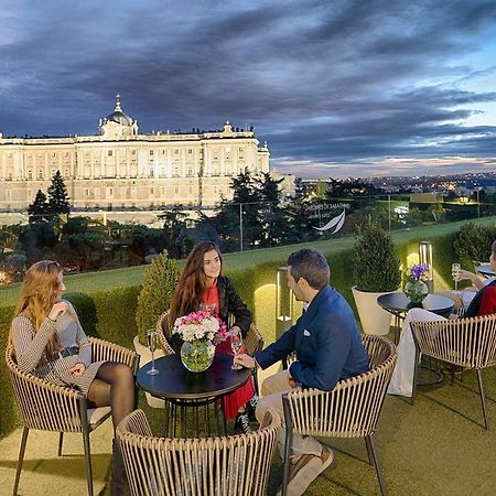 Apartosuites Jardines De Sabatini มาดริด ภายนอก รูปภาพ