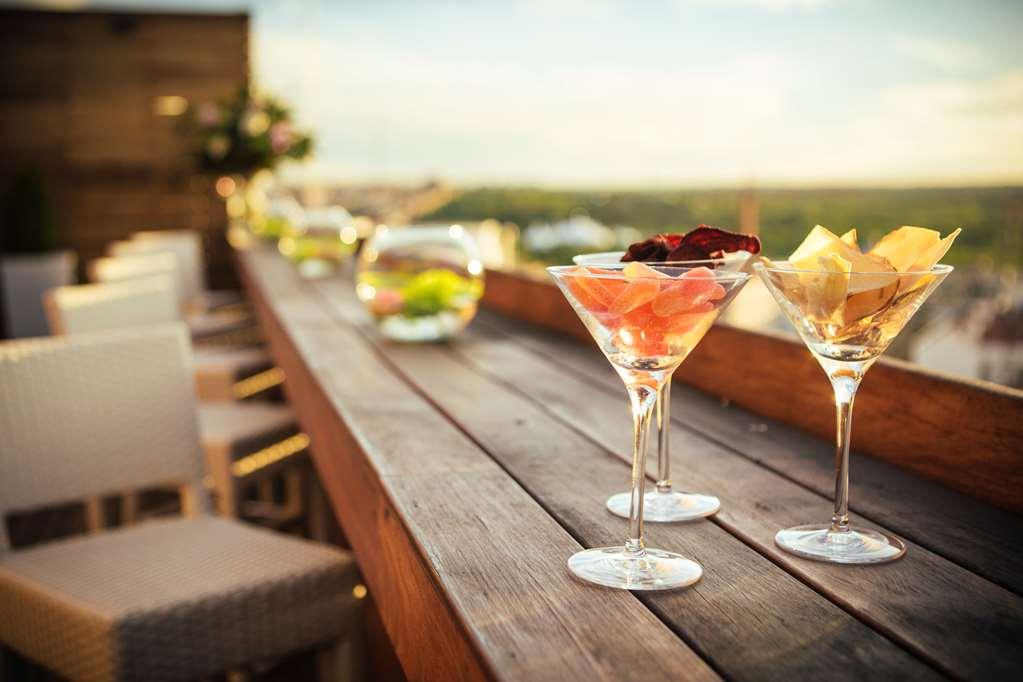 Apartosuites Jardines De Sabatini มาดริด ร้านอาหาร รูปภาพ