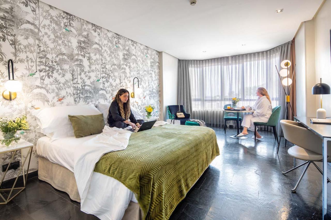 Apartosuites Jardines De Sabatini มาดริด ภายนอก รูปภาพ