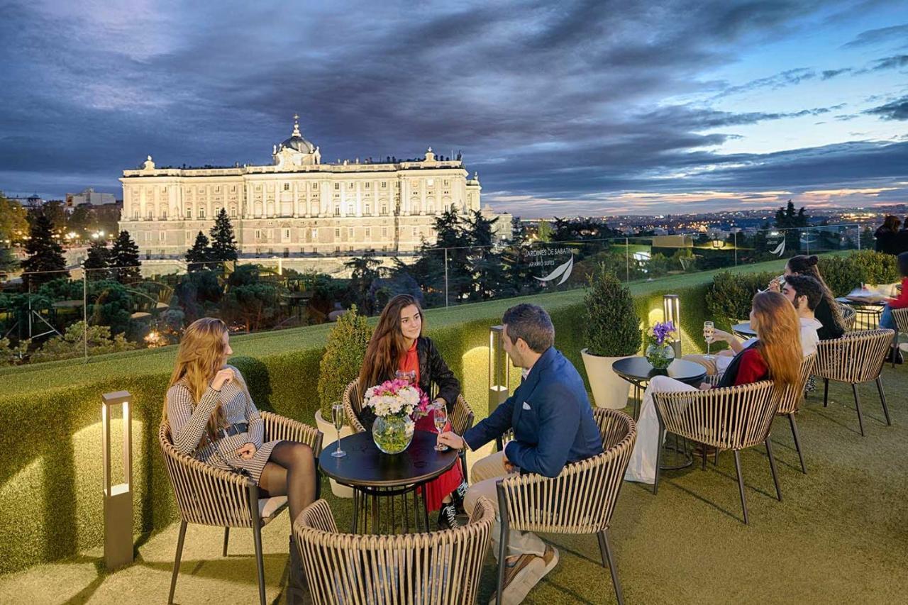 Apartosuites Jardines De Sabatini มาดริด ภายนอก รูปภาพ